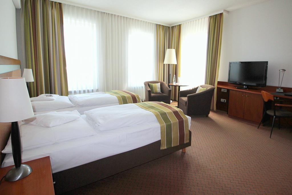Hansa Apart-Hotel Ratisbona Esterno foto
